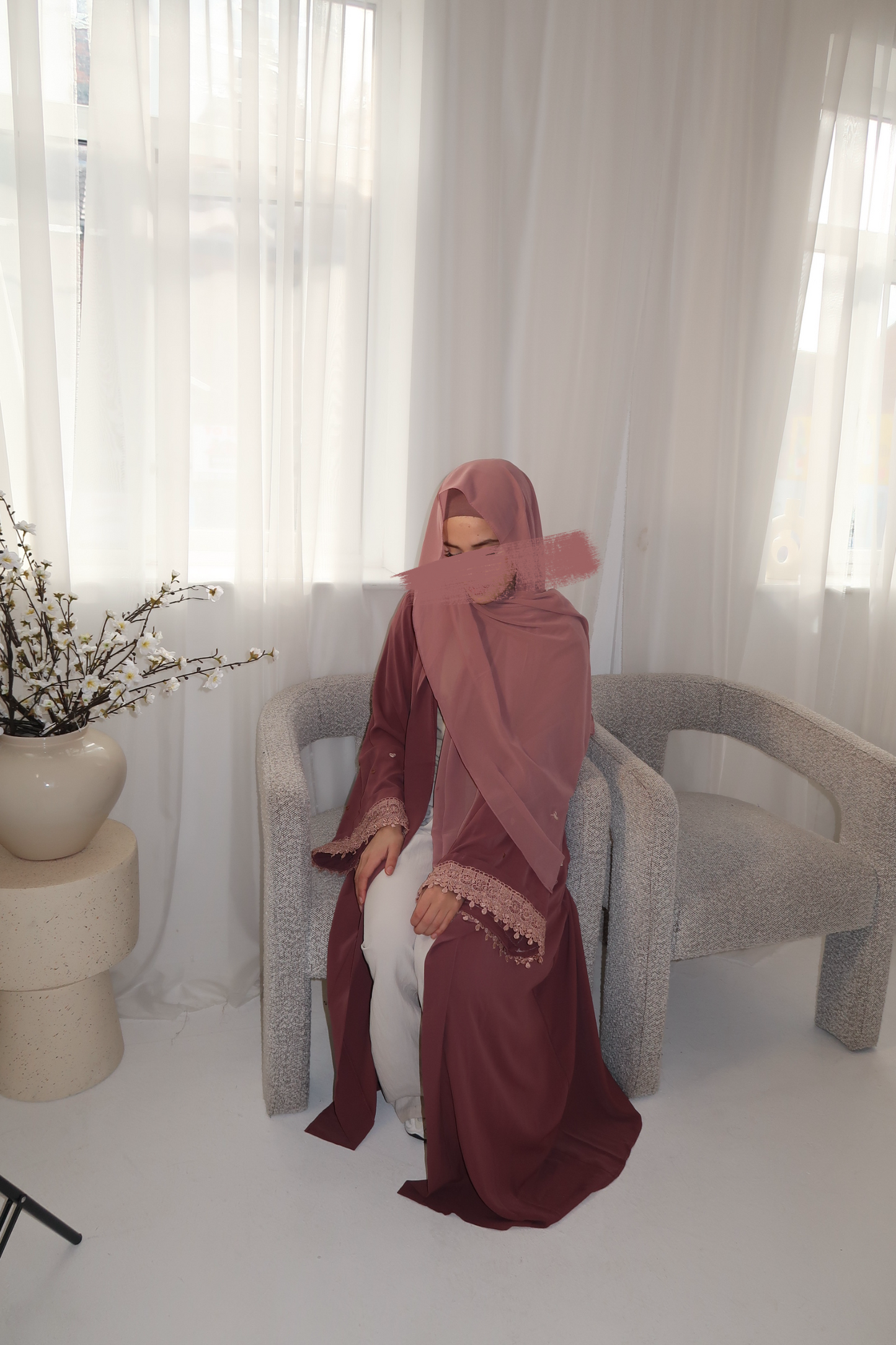 Lila Qahwani Abaya